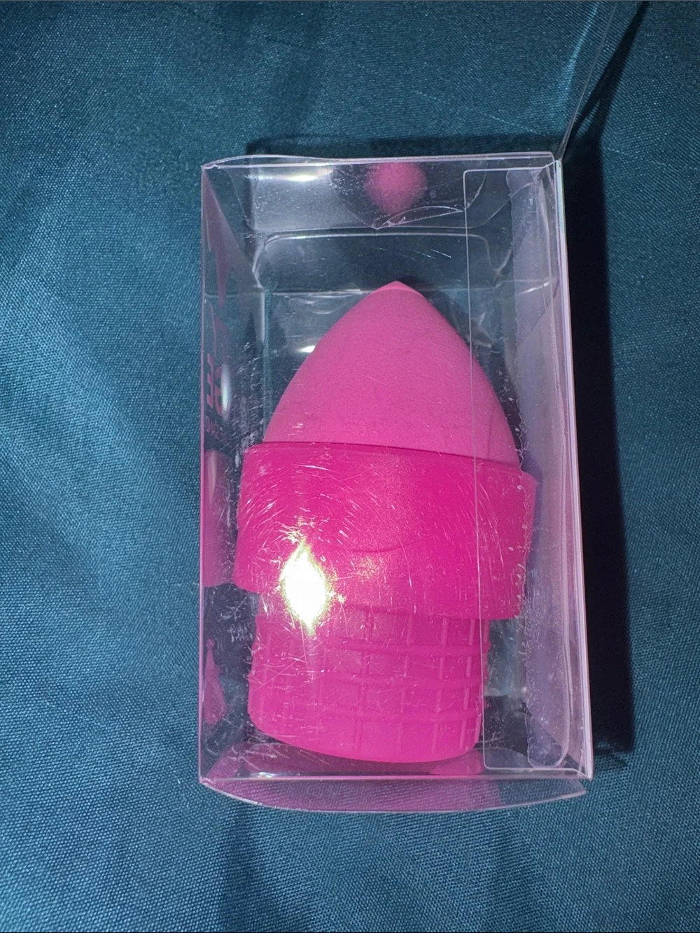Beauty Sponge with Ice Cream Cone Stand - Dark Pink